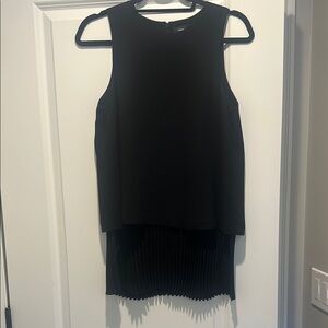 Theory- Elegant Black Sleeveless top